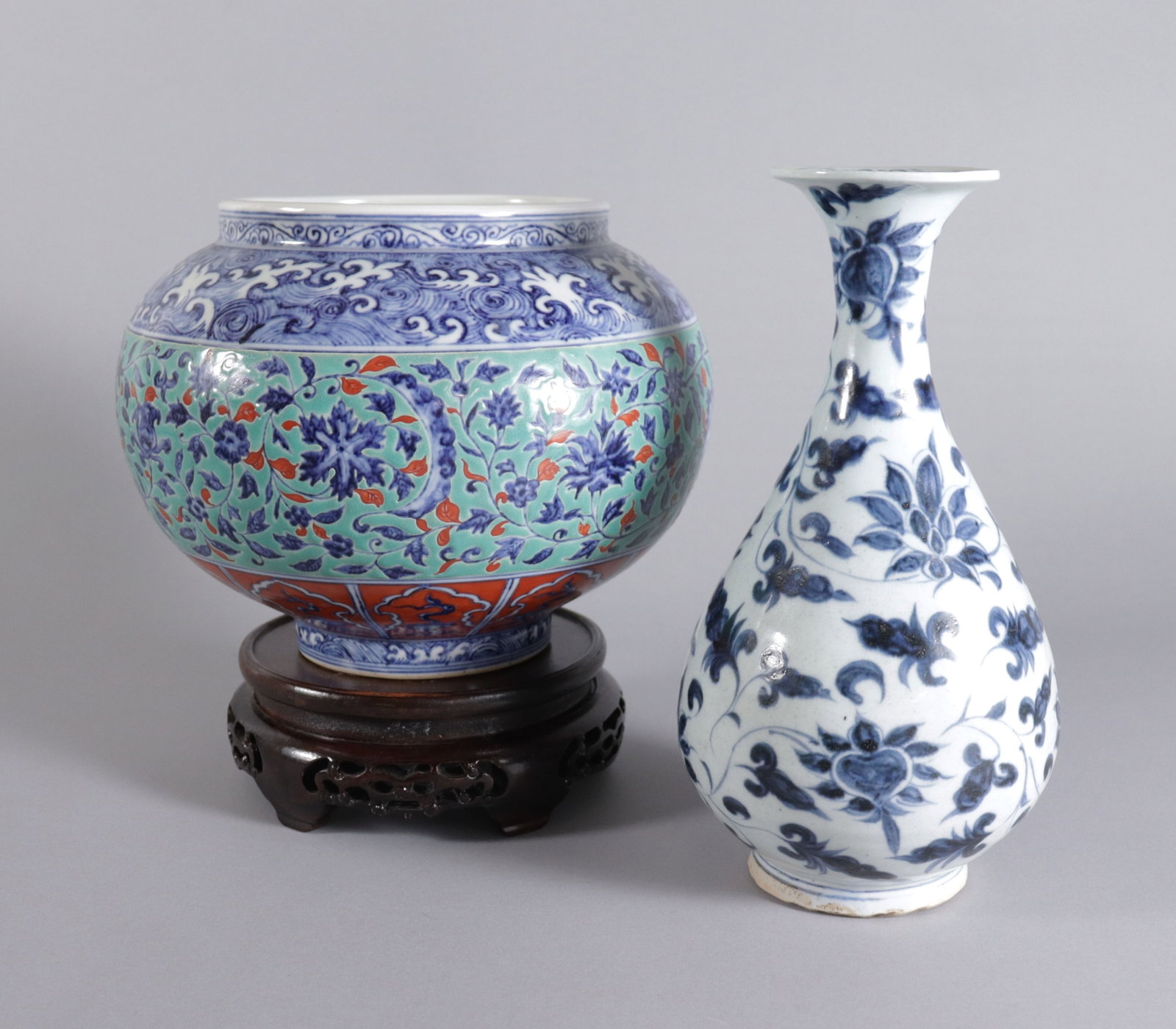 Lots Chinese fine porcelains: Lots Chinese fine porcelains, largest H: 6.6" x W: 8.2."