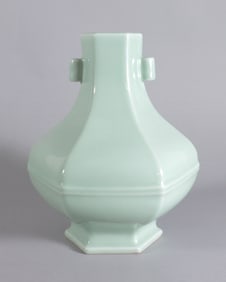Chinese fine celadon vase