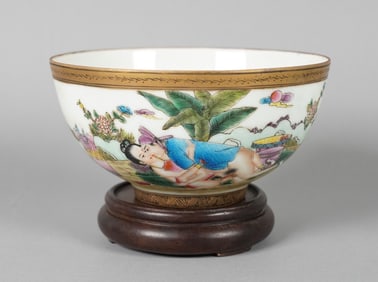 Chinese famille rose bowl