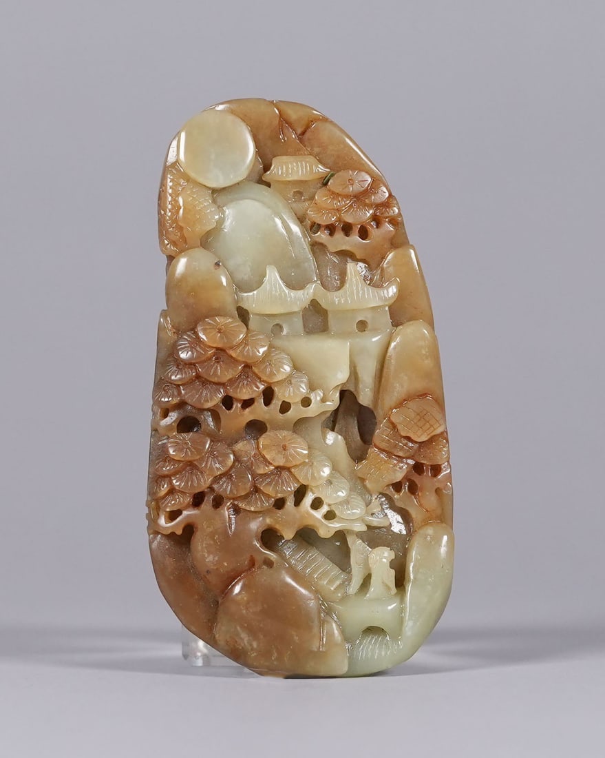 Chinese fine jade boulder: Chinese fine jade boulder.