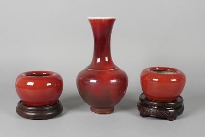 Lots Chinese red vase