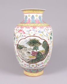 Chinese famille rose vase