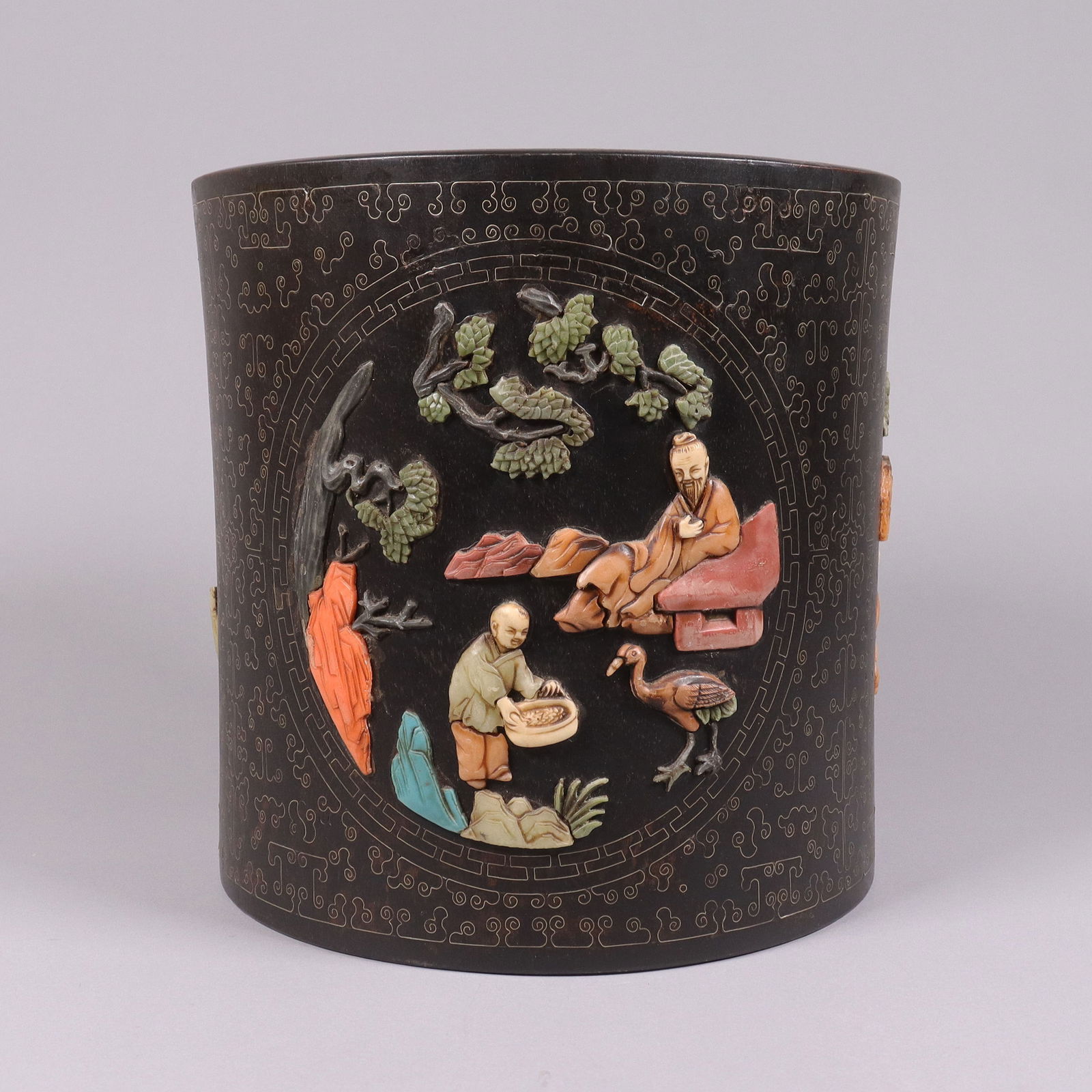 Chinese inlaid heavy brush pot: Chinese inlaid fine heavy brush pot. H: 8.75" x W: 8.75."