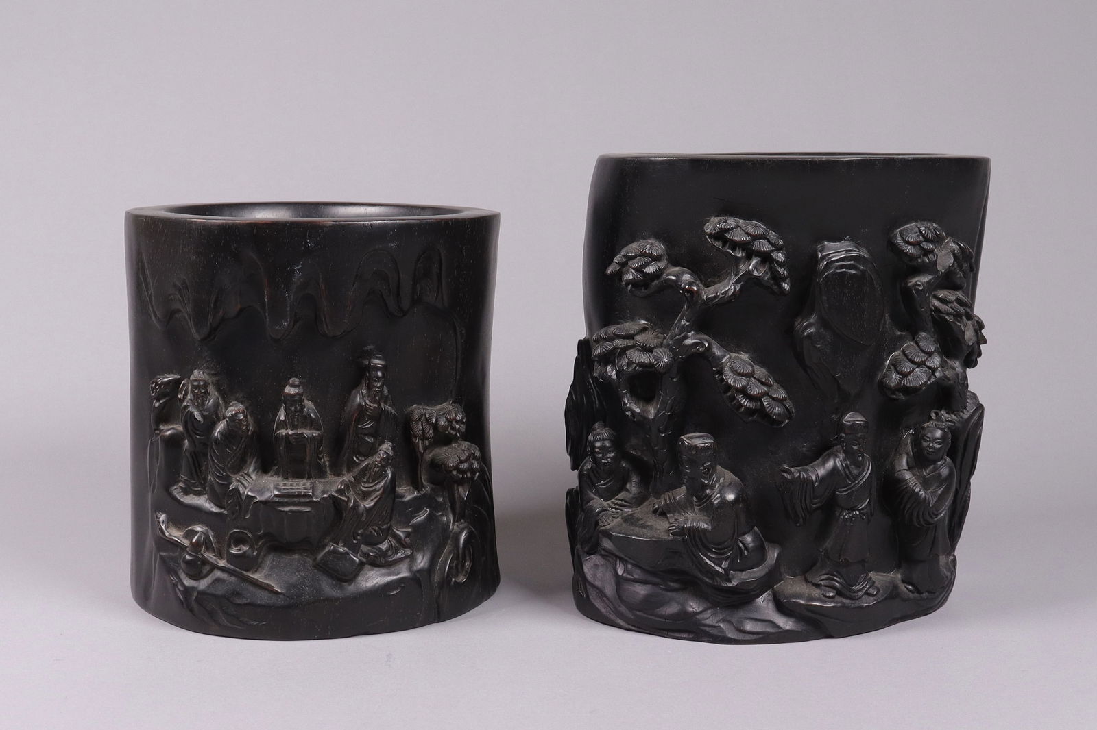 Lots Chinese heavy brush pots: Lots Chinese heavy brush pots, from an estate. H: 7.25" x W: 6.49."