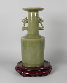 Chinese green handled vase