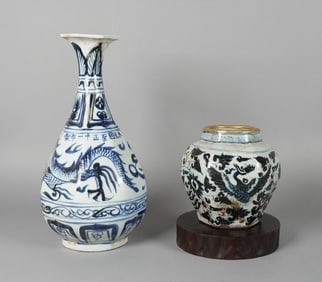 Lots Chinese b/w vase