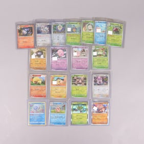 Lots vintage Pokemon cards