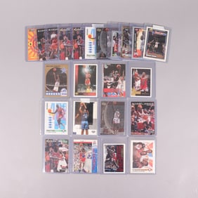 Lots Michael Jordan cards