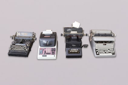 Old vintage type writers and machines