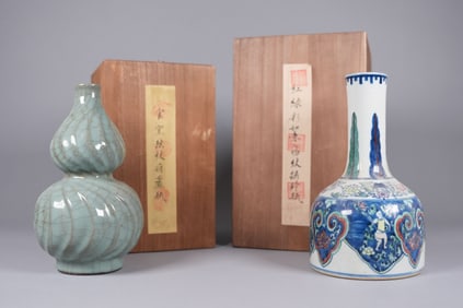 Lots Chinese fine vase with wooden box