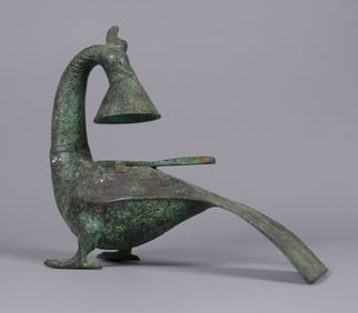 Chinese fine bronze vessel