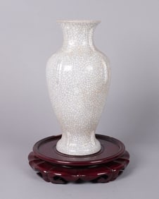 Chinese white crackled vase