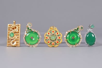Lots Chinese fine pendants