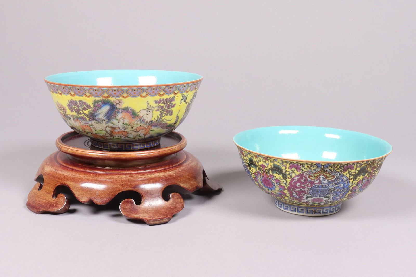 2 Chinese yellow fine bowls: 2 Chinese yellow fine bowls. H: 2.3" x W: 6."