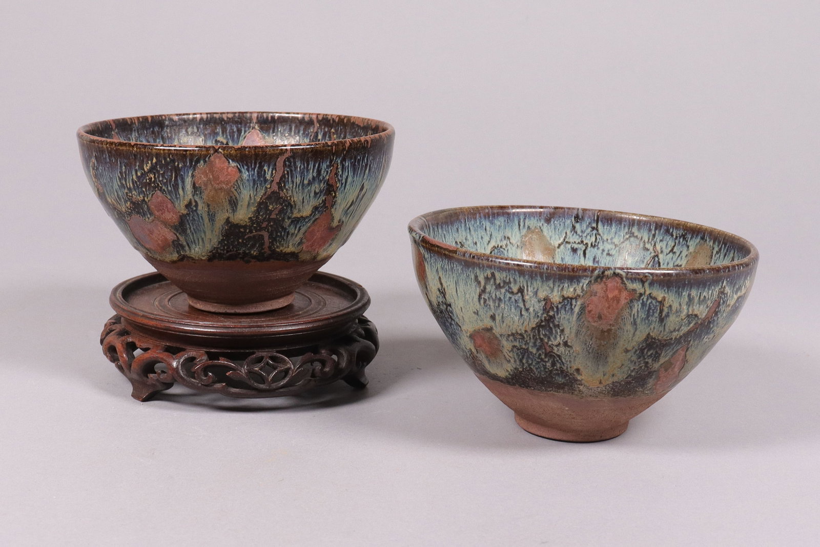 Lots Chinese tea bowls: Lots Chinese fine tea bowls. Largest H: 3" x W: 5.1."
