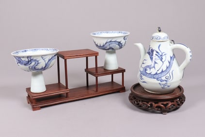 Lots Chinese fine b/w porcelains