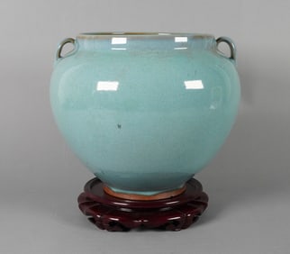 Chinese large handled pot