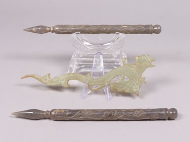 Lots Chinese jade carvings