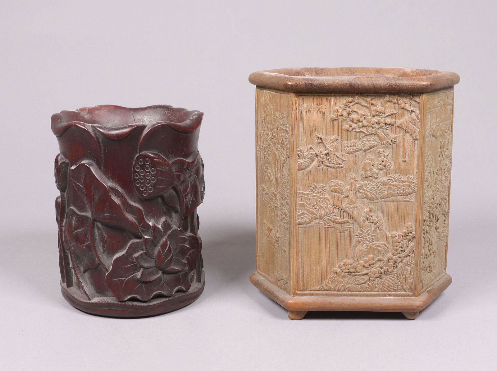 Lots Chinese fine brush pot: Lots Chinese fine brush pot. H: 6.5" x W: 5.75."