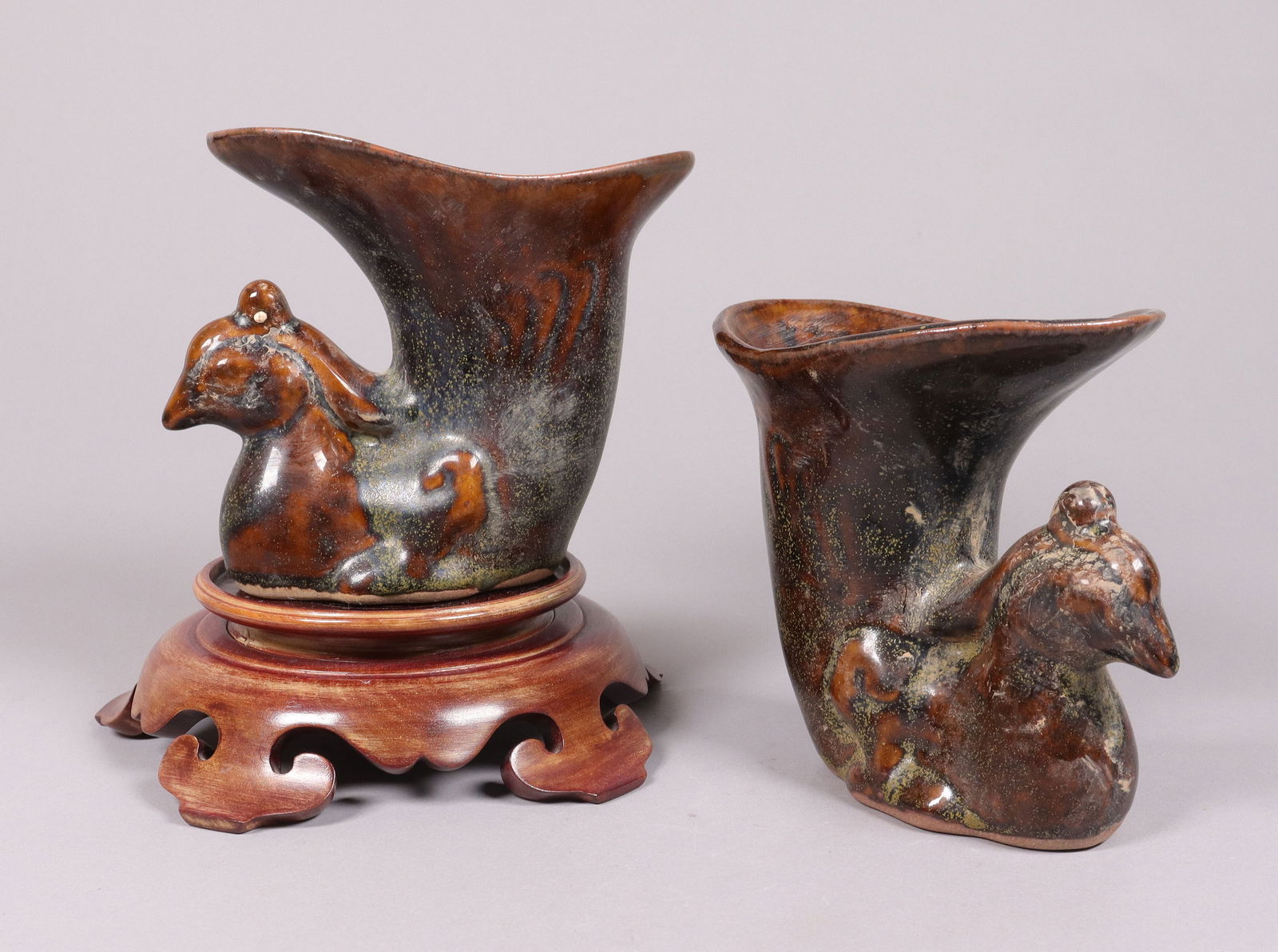 2 Chinese fine pottery: 2 Chinese fine pottery. H: 5.25" x W: 6.25."