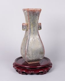 Chinese fine vase