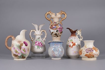 Lots vintage pitchers