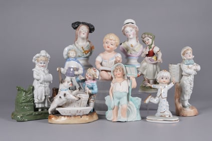 Lots ceramic figurines