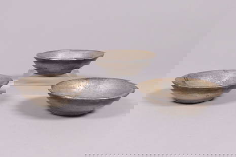 Lots Chinese fine dish: Lots Chinese fine dish, ungraded. All sales are final.