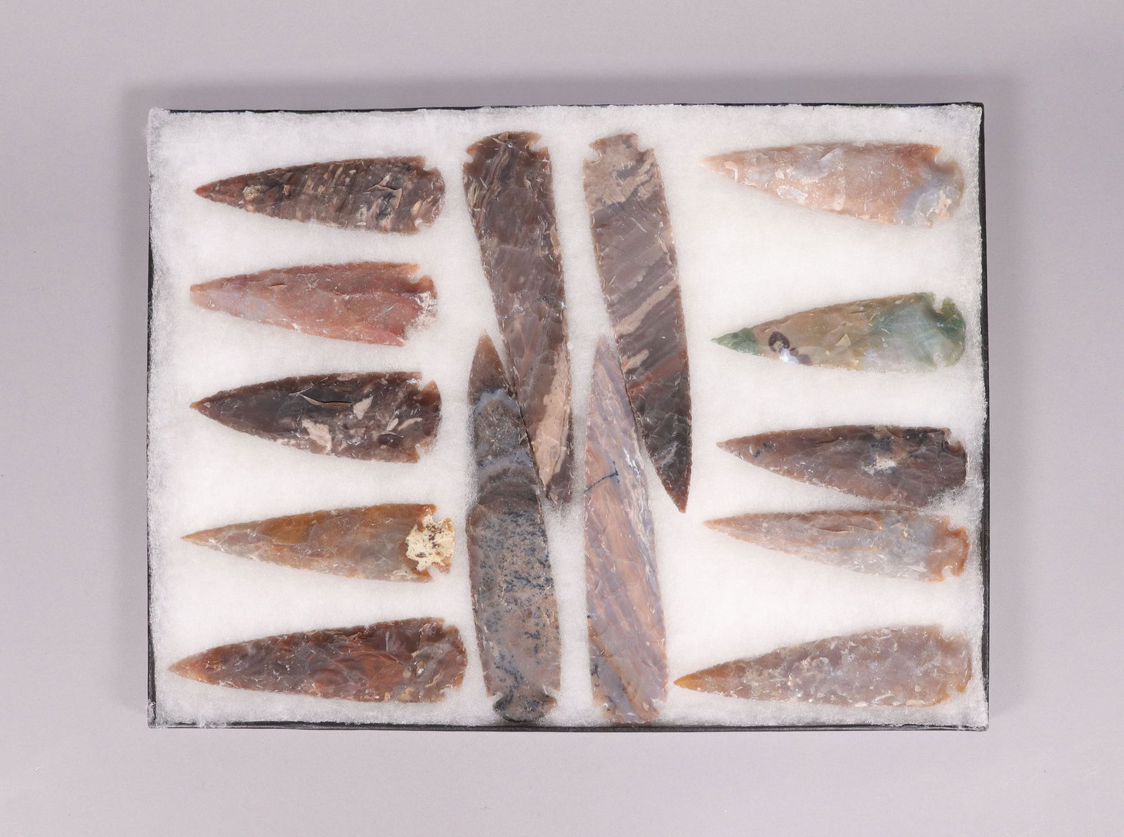 Lots vintage spear heads (1 of 6)