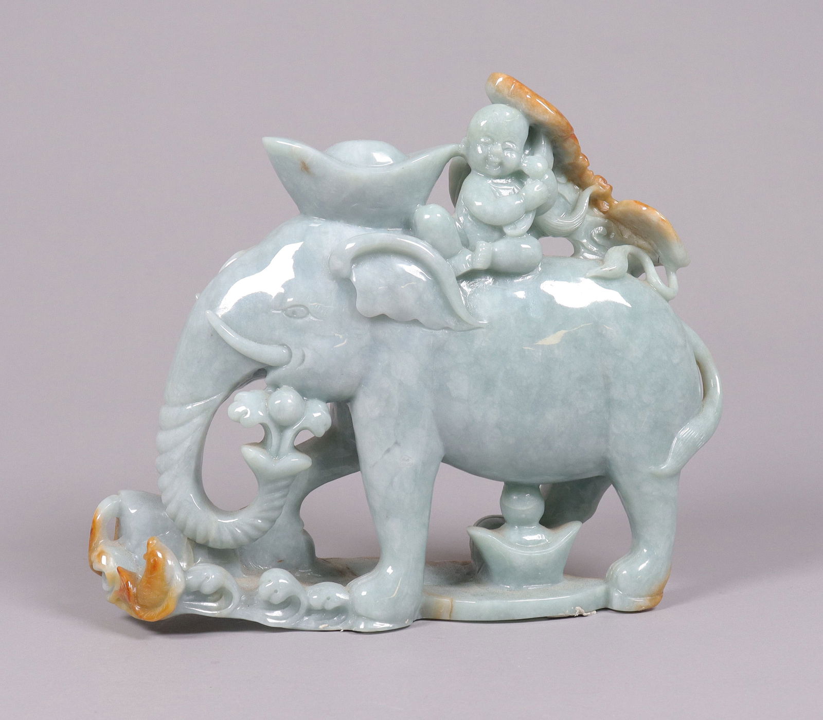 Chinese fine jadeite elephant (1 of 7)