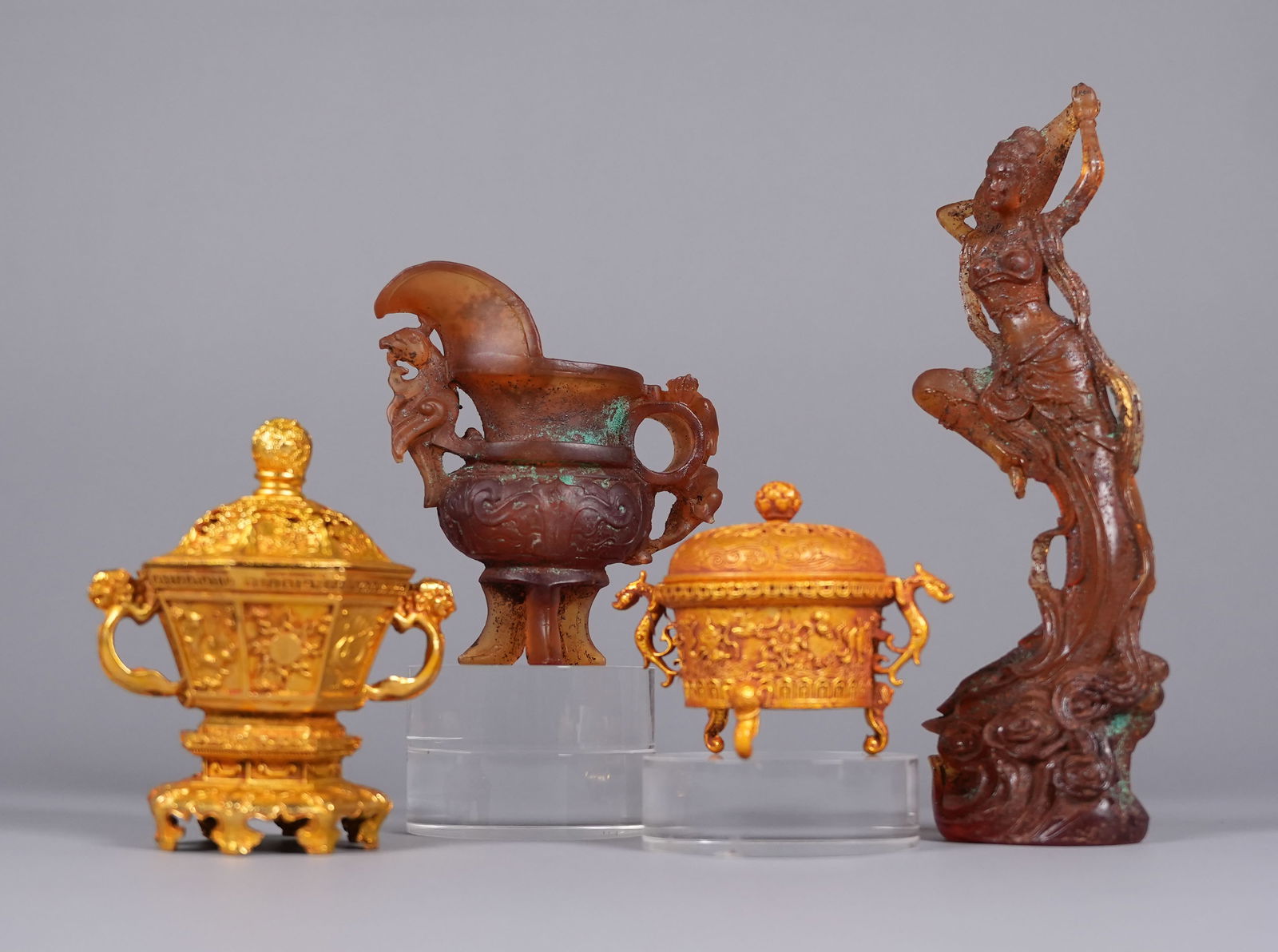 Lots Chinese fine items (1 of 7)