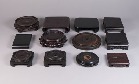 Lots Chinese stands as is