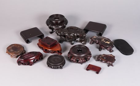 Lots Chinese stands as is