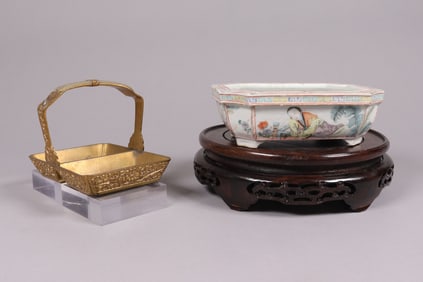 2 Chinese fine items