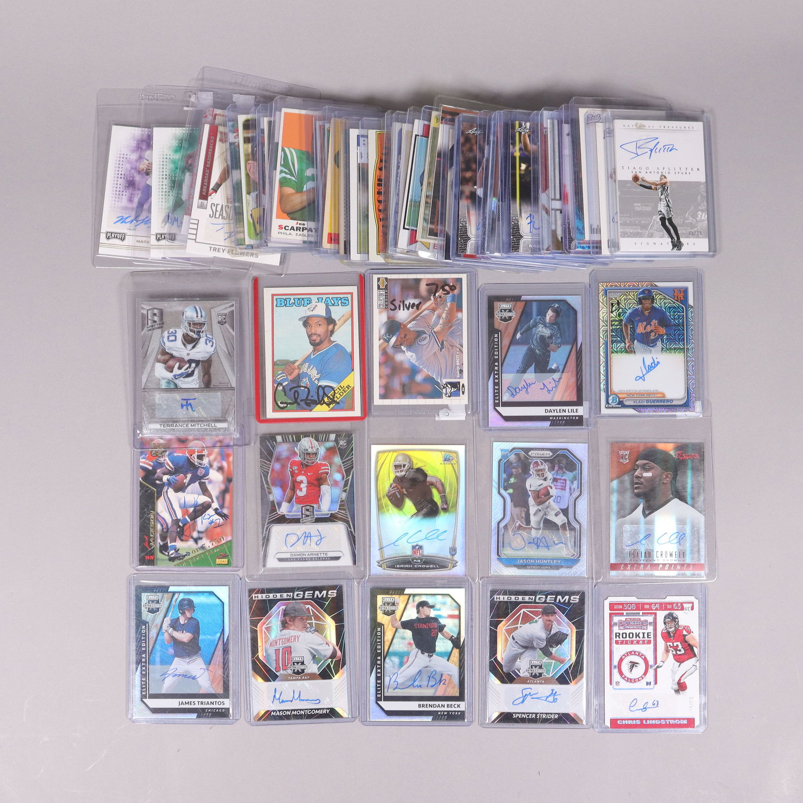 Lots Star Wars action figures: Lots Star Wars action figures, with packaging.