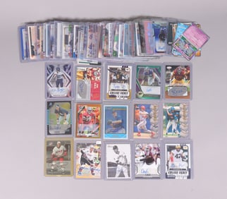 Lots Hot Wheels in packaging