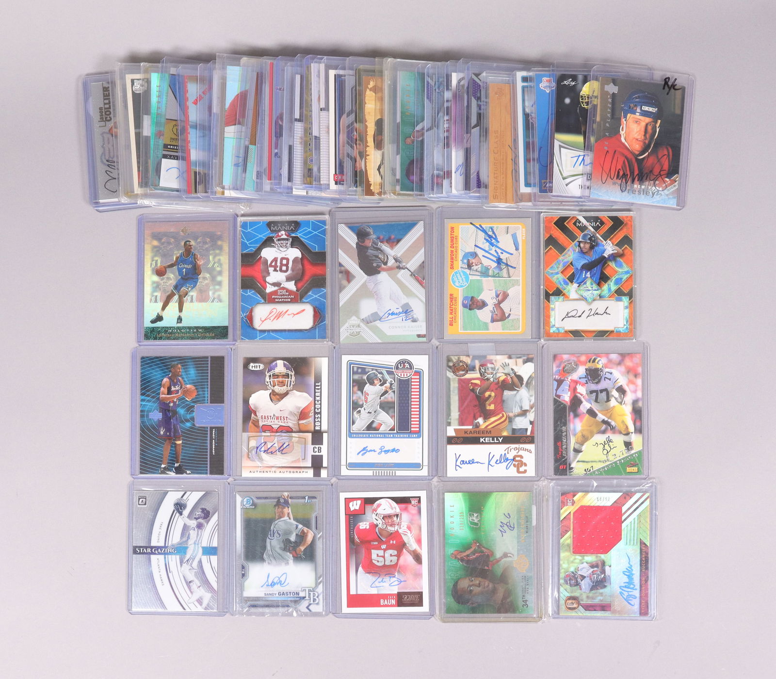 Lots Hot Wheels in box: Lots Hot Wheels in box.