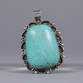 Silver with turquoise pendant 1.3 oz
