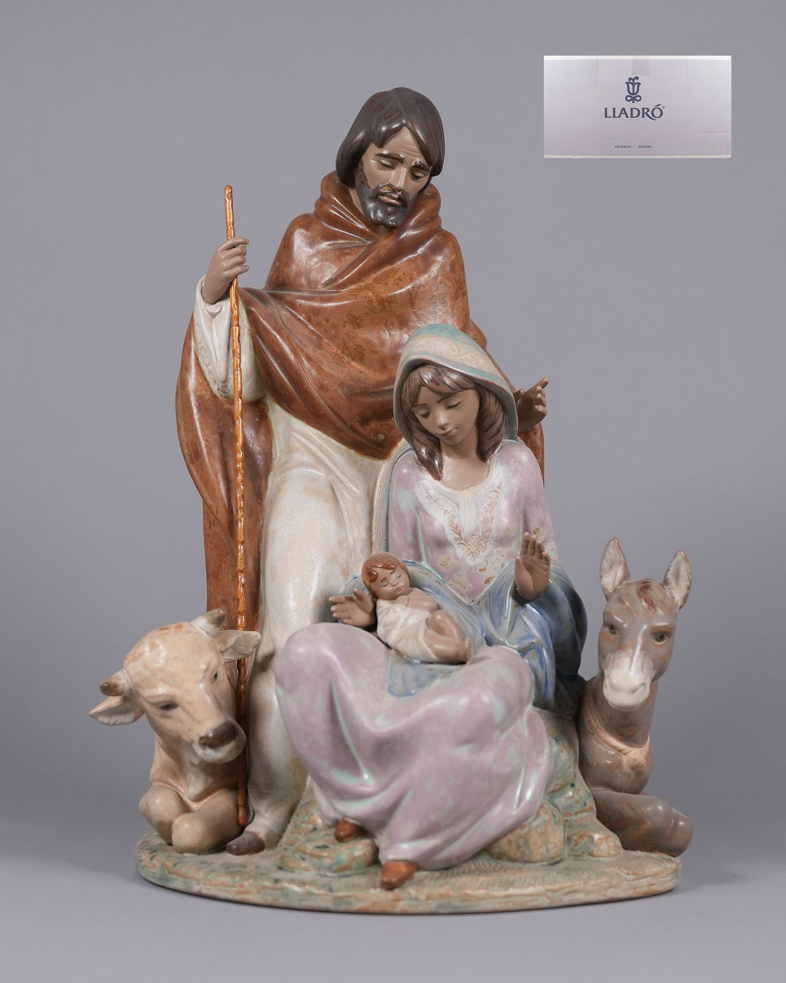 Lladro Joyful Event figurine with box (1 of 9)