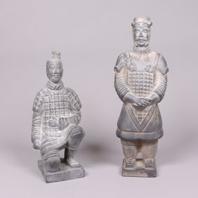 2 Chinese terracotta warrior figurines