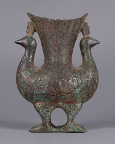 Chinese fine bronze vessel