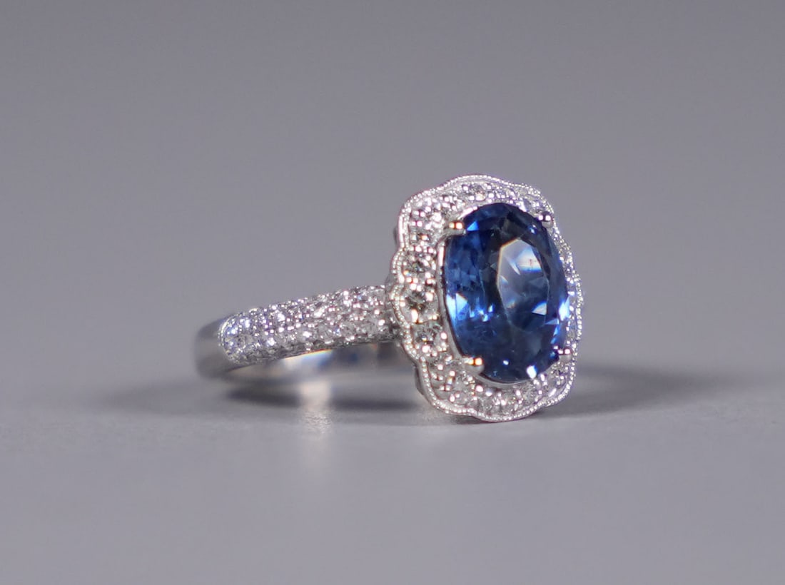 Platinum natural sapphire diamond ring US 6.75 (1 of 9)