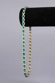 14 kt y/g natural emerald diamond necklace