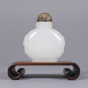 Chinese fine snuff bottle