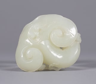 Chinese fine antique jade carving