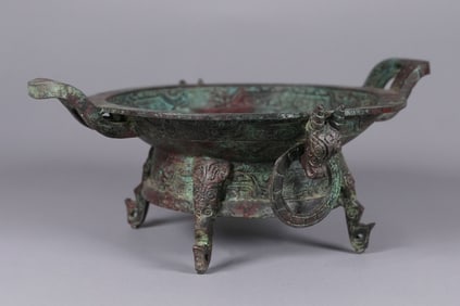 Chinese fine bronze vessel