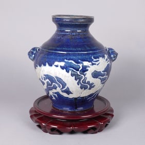 Chinese fine blue dragon jar