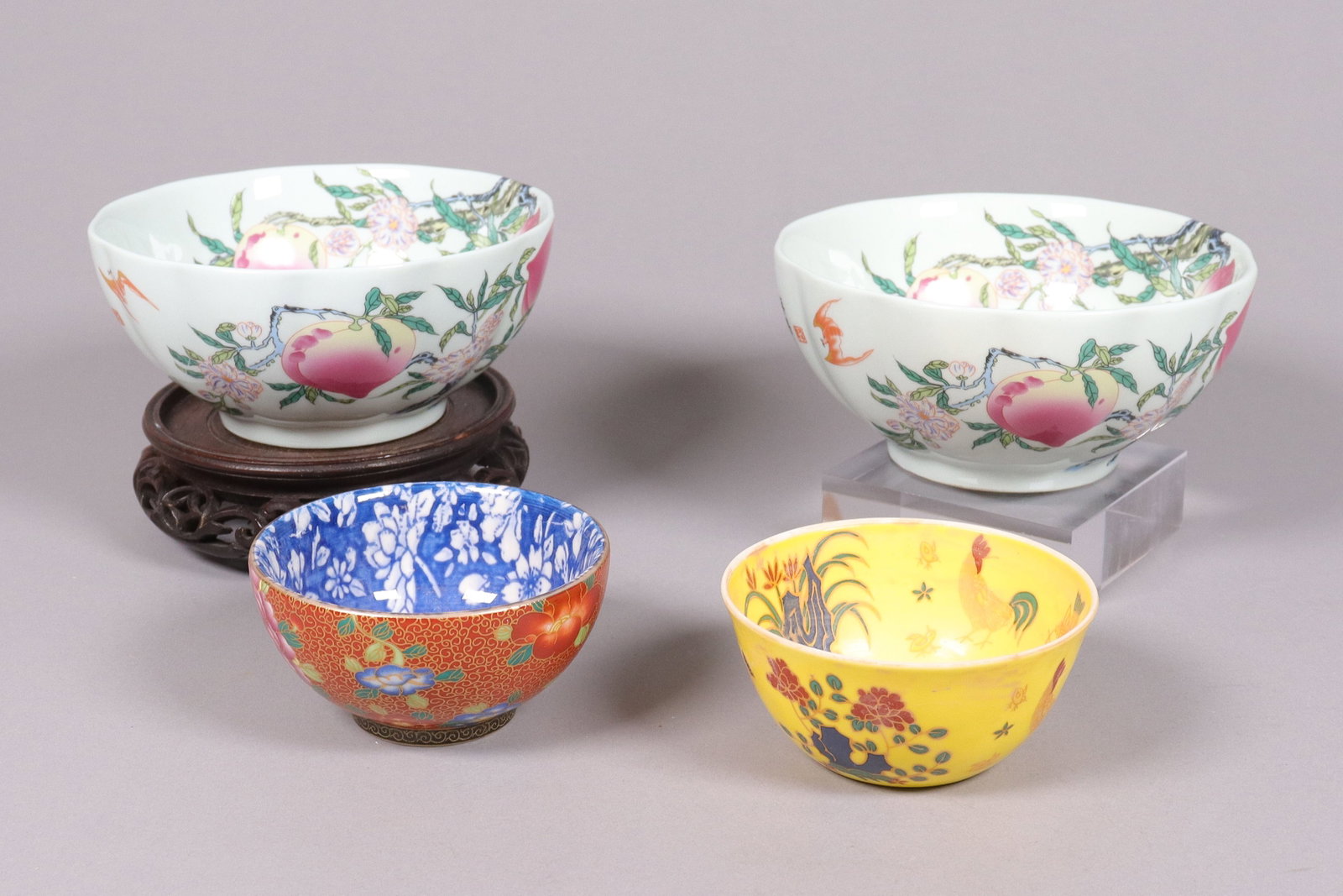 Lots Chinese fine bowls: Lots Chinese fine bowls, largest H: 2.45" x W: 5.1."