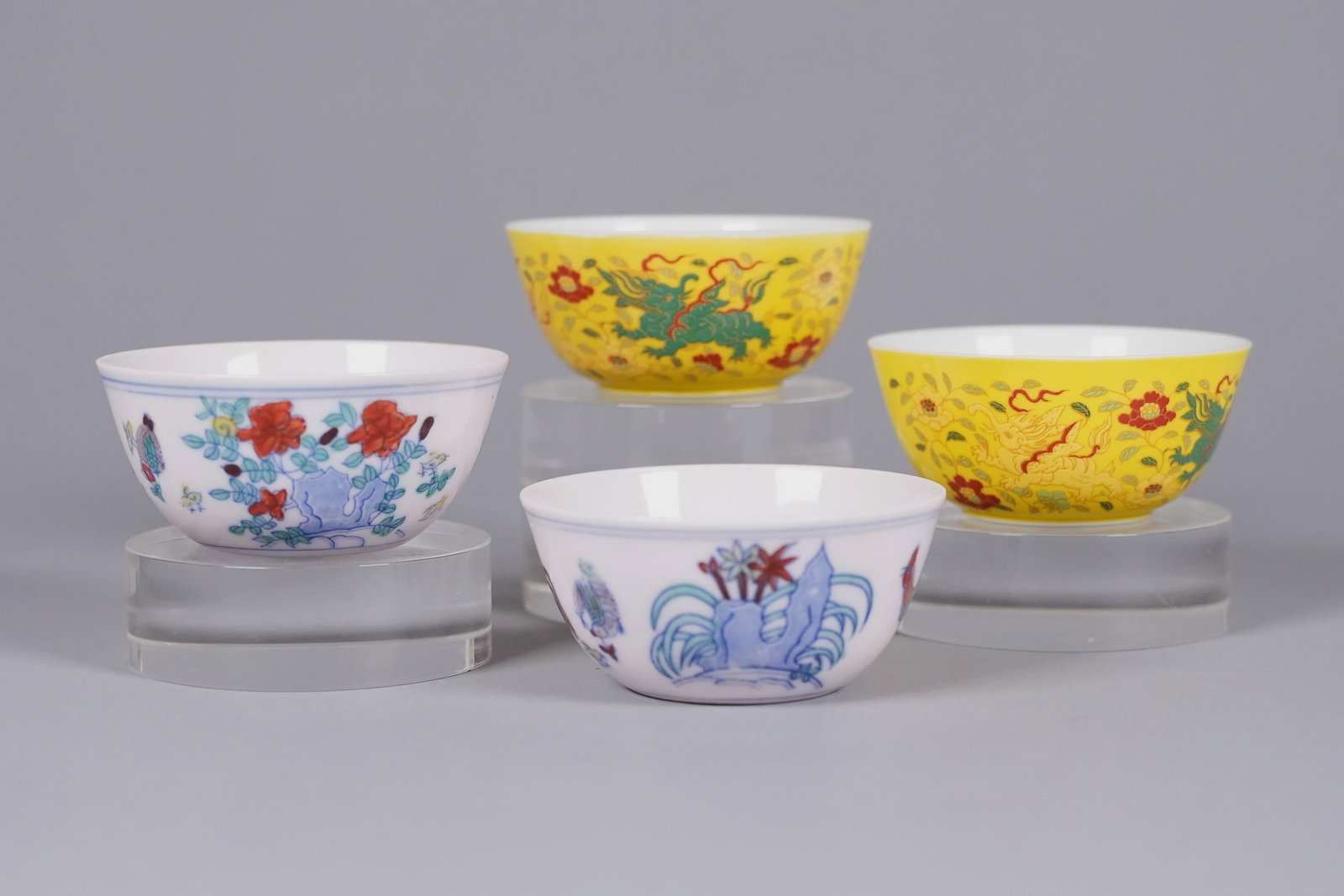 Lots Chinese fine porcelains: Lots Chinese fine porcelains, largest H: 3" x W: 6."