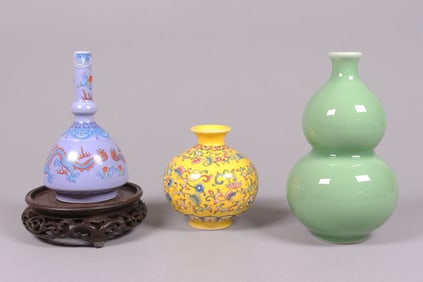 Lots Chinese fine vase